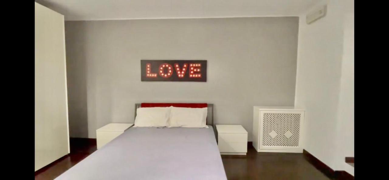 Luxury Home 100 Mq A Stone'S Throw From The Duomo Milán Exterior foto